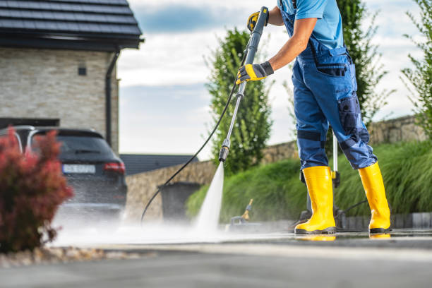 Garage Pressure Washing in Comstock Park, MI